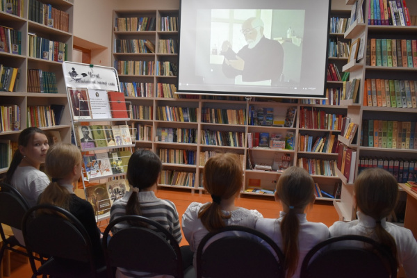 Литературный час «В мире Чехова» в Кашмашской сельской библиотеке Литературный час «В мире Чехова» в Кашмашской сельской библиотеке