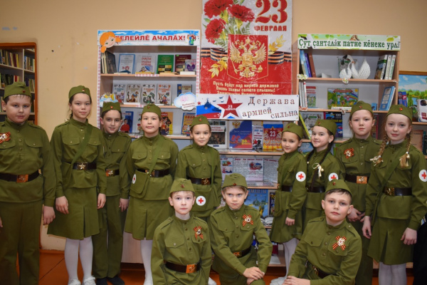 Книжная выставка «Державой Армия сильна» в Кашмашской сельской библиотеке. Книжная выставка «Державой Армия сильна» в Кашмашской сельской библиотеке.