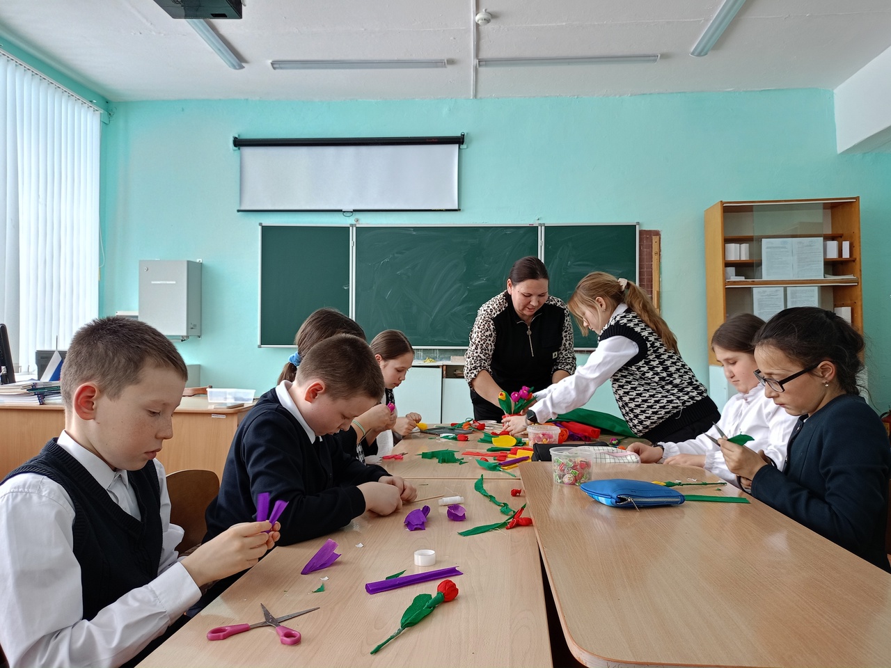 Мастер-класс «Букет к 8 марта» в Шатьмапосинской сельской библиотеке