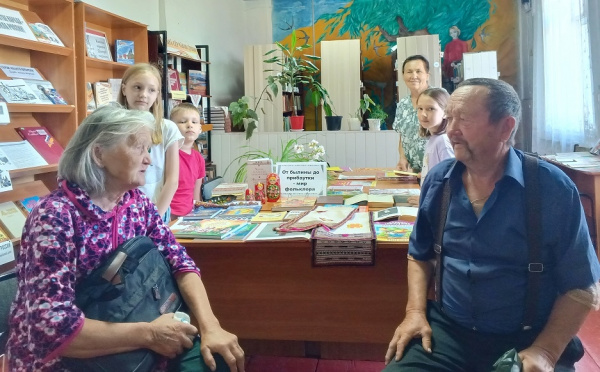 Час народной мудрости "Люблю тебя, родная старина" в Шешкарской сельской библиотеке