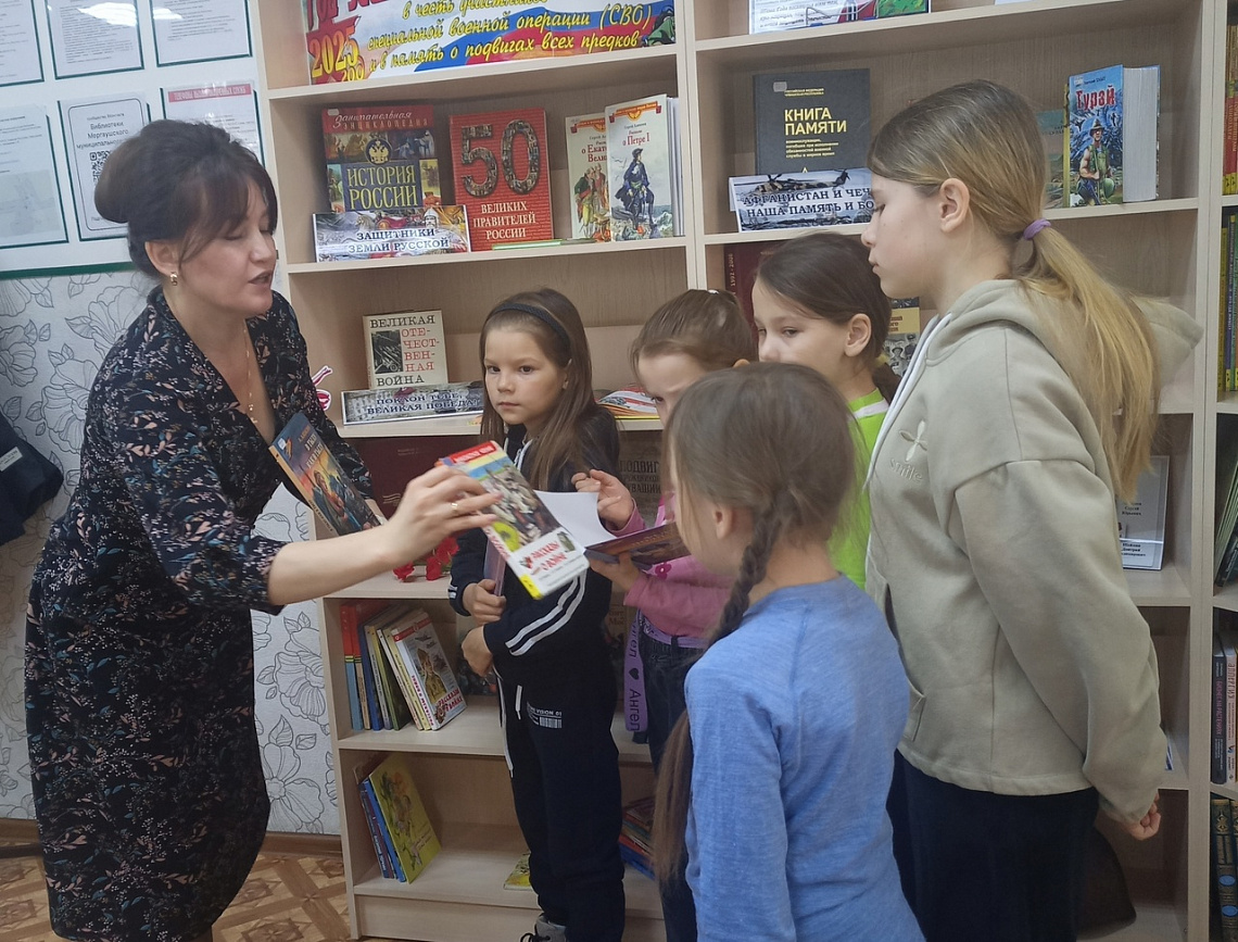 Литературный час «Книги войны и Победы» в рамках недели детской книги в Юськасинской сельской библиотеке Литературный час «Книги войны и Победы» в рамках недели детской книги в Юськасинской сельской библиотеке