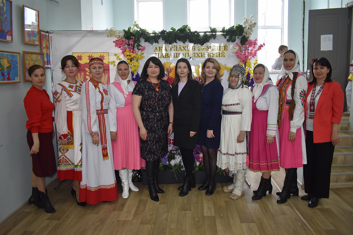 Литературно-музыкальный праздник «Ялан янра чăваш чĕлхи»,  посвященный Дню чувашского языка