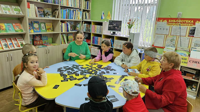 Познавательный час «Фольклор – душа народная» в Адабайской сельской библиотеке