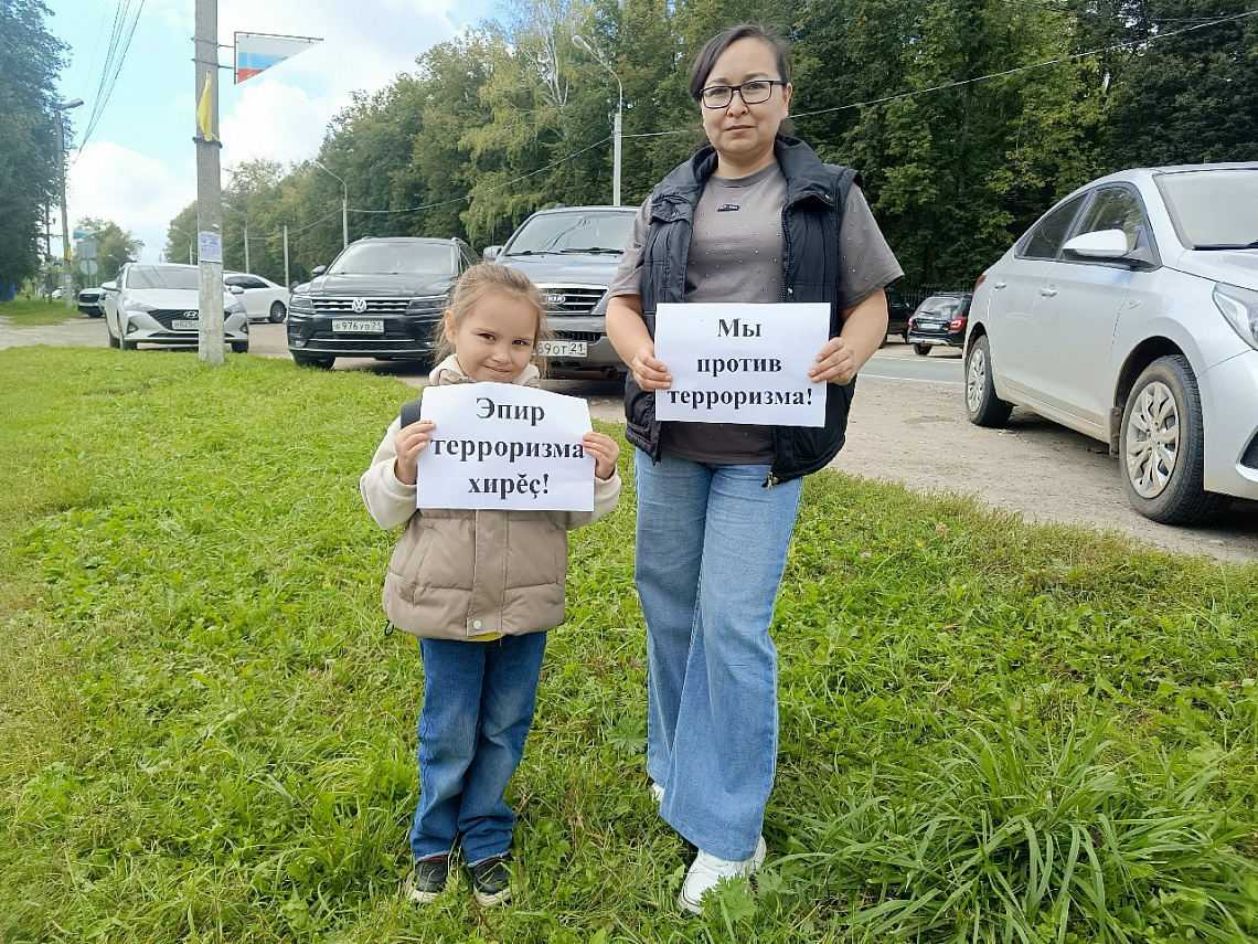 Информминутка "Мы против терроризма" с Большекарачкинской сельской библиотекой